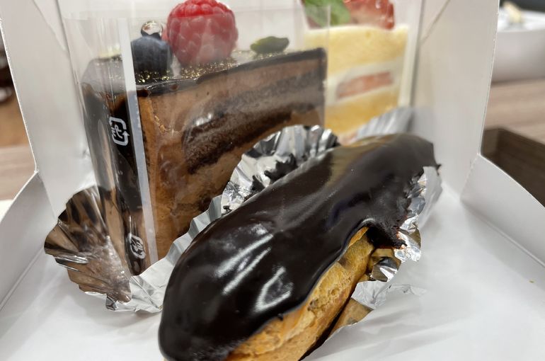 ヒゲ脱毛できる床屋 あま いスイーツ